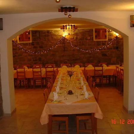 Bed & Breakfast Tenja Črni Kal